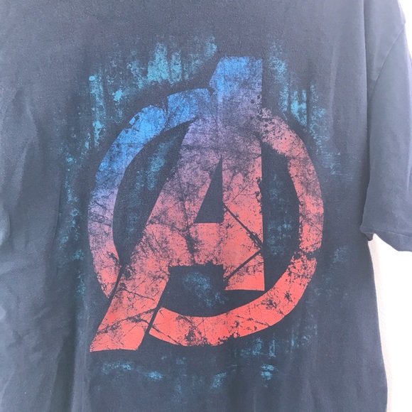 Avengers Black Basic Graphic Short Sleeve Shirt XL - Picture 2 of 5